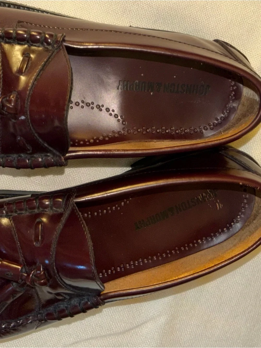 Johnston & Murphy Men’s Wine/Burgundy Tassel Loafers 7.5